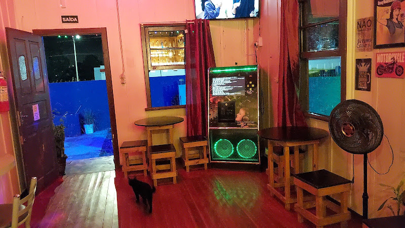 Esmeralda Bar